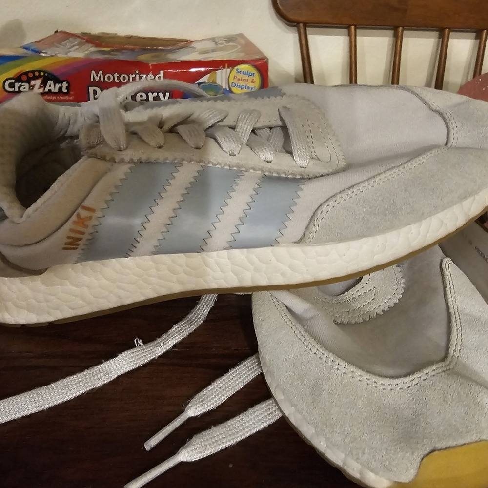 Vintage Adidas sneakers
